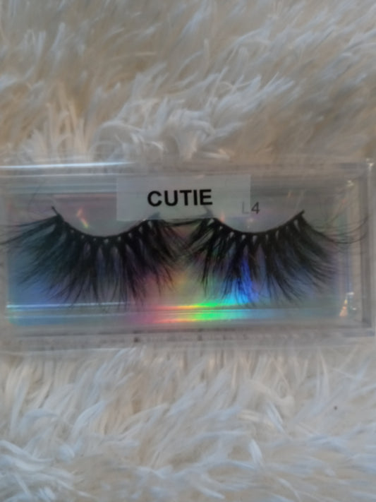 "CUTIE" 25MM Mink Lashes{CLEARANCE}